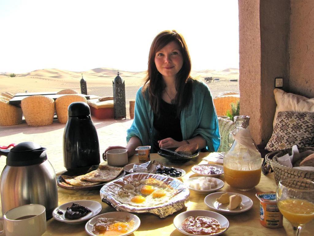 Merzouga Sahara Luxury Camp ภายนอก รูปภาพ