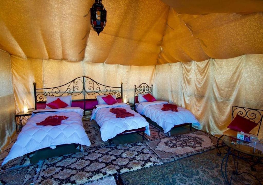 Merzouga Sahara Luxury Camp ภายนอก รูปภาพ