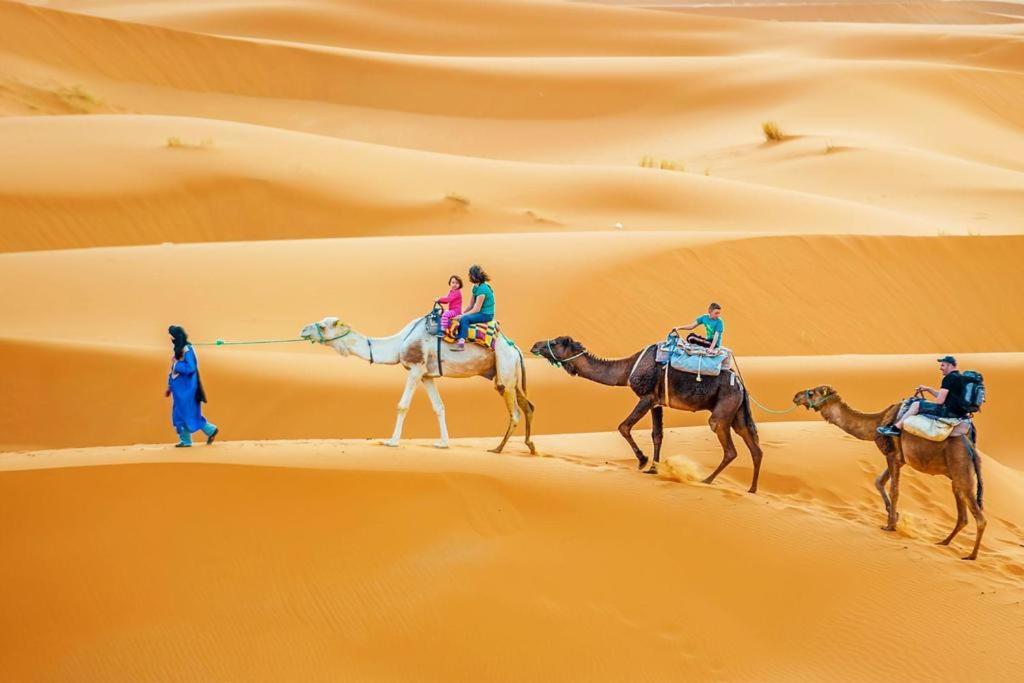 Merzouga Sahara Luxury Camp ภายนอก รูปภาพ